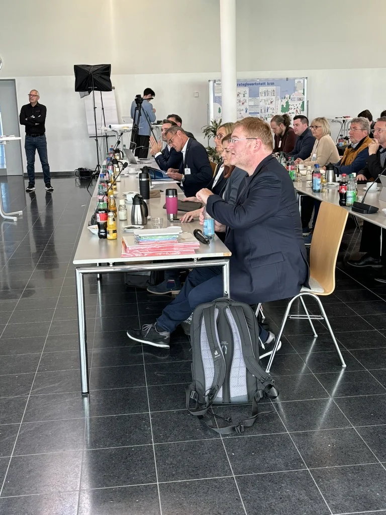 BA83A845-09F2-49F2-B704-5EF4BD253BA0_1_105_c